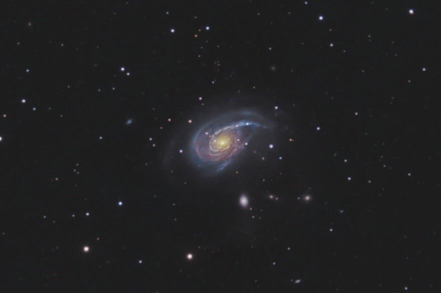 NGC 772 - спиральная галактика в созвездии Овна. Входит в список двухсот наиболее ярких галактик. Видна в небольшие телескопы как слабая звезда (11^m).