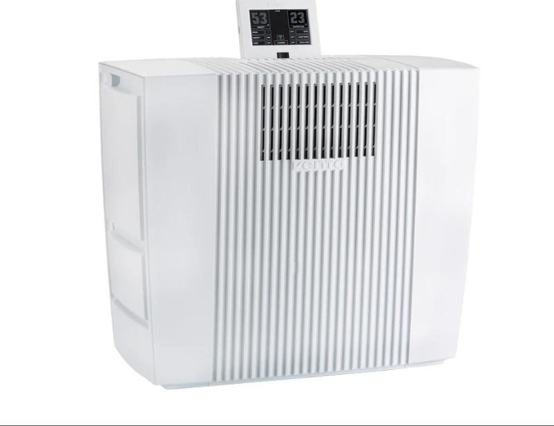 Компактное устройство призвано очистить воздух от пыли и аллергенов. Приобрести его будет нелишним владельцам домашних животных, а также жителям городов с неблагоприятным экологическим климатом. Устройство очищает квартиру от вирусов и микробов, снизив риск инфекционных заболеваний. Прибор уничтожает аллергены, в частности, цветочную пыльцу, поэтому будет полезен тем, кто предрасположен к аллергии