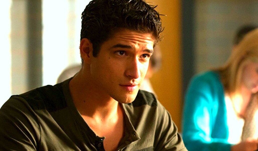 Тайлер Пози. Кадр из сериала "Волчонок"