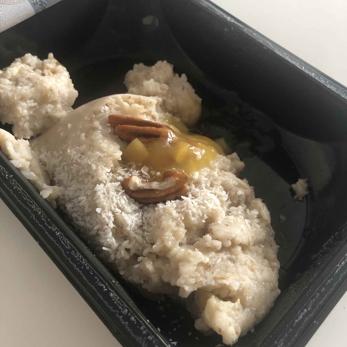 Мультизлаковая каша с тропическими фруктами