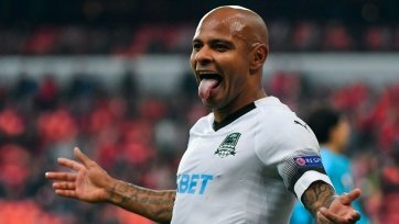 Фото: fckrasnodar.ruРанее сообщалось, что бразилец в интервью изданию Jovem Pan заявил, что в России реальную ситуацию с зараженными коронавирусом официальные источники сознательно смягчают.
