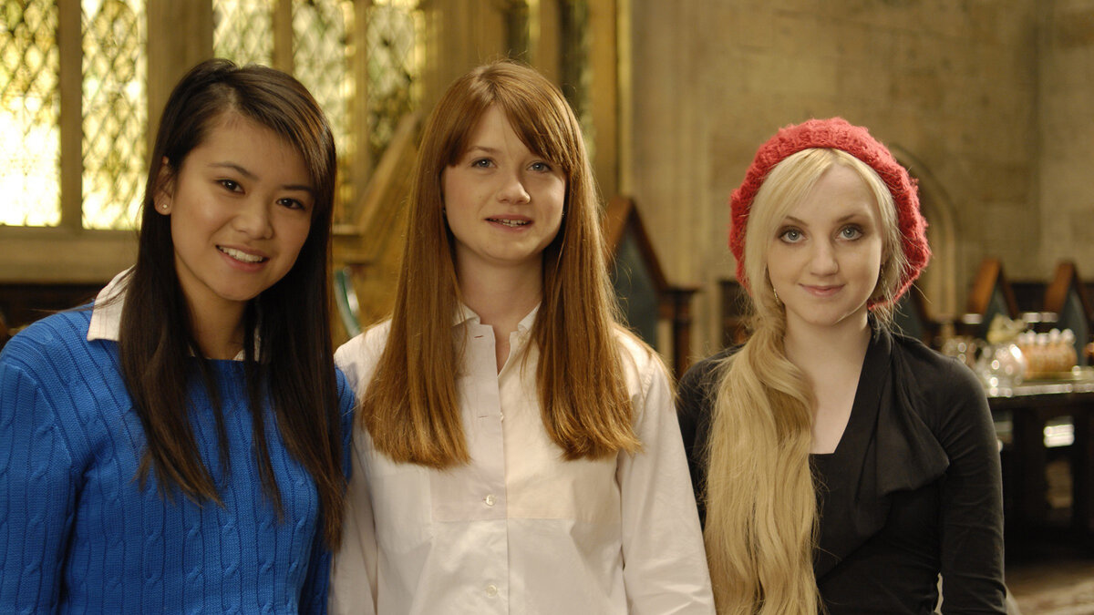 Кэти Льюнг, Бонни Райт и Эванна Линч.До и после