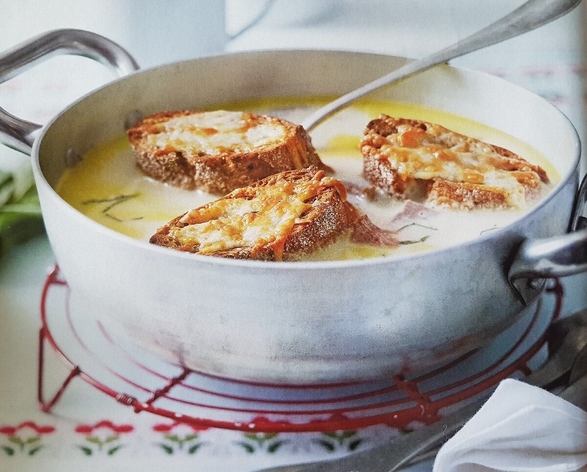 около 2 часов 30 минут. Просто. 1 порция - ок. 70 руб. В одной порции: 440 ккал, 30 г белков, 27 г жиров, 15 г углеводов.