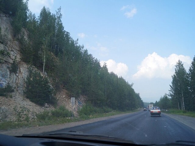 Дорогой фотографировать было некогда. Зато наверстали по приезду в город.