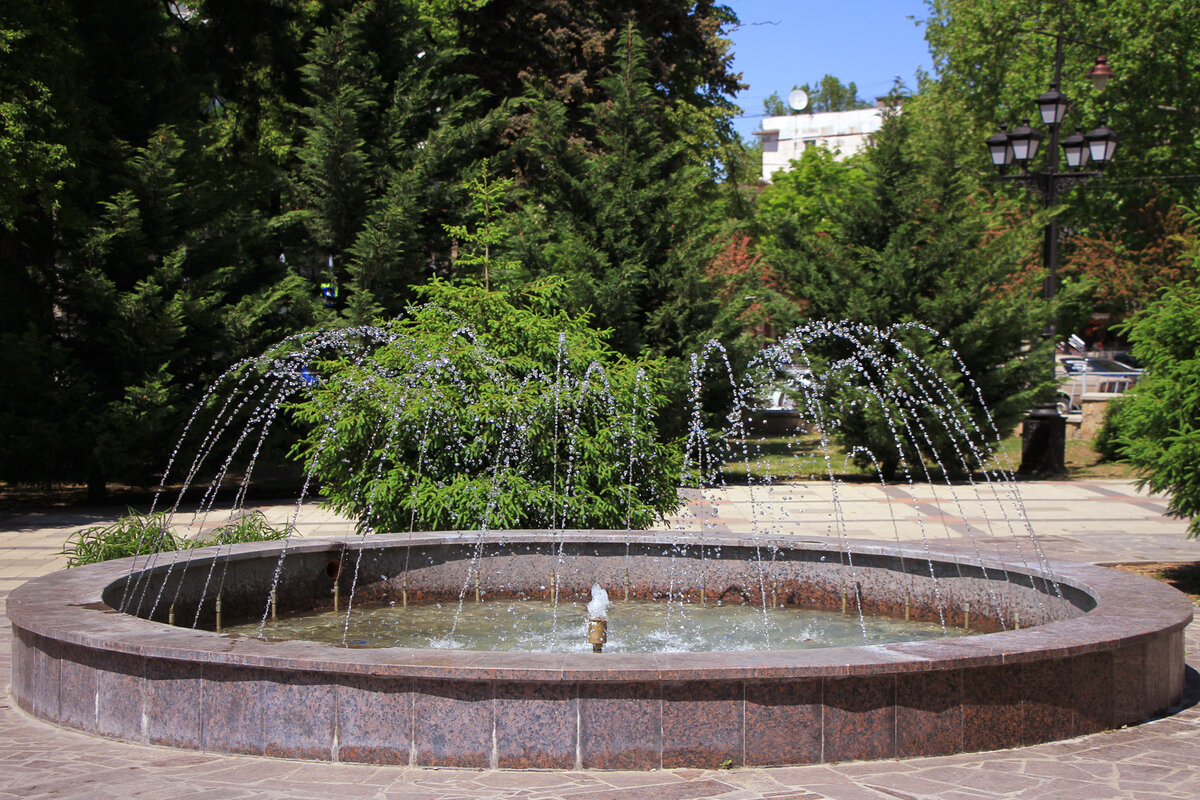 Фонтан в сквере Тренева / Фото: администрация Симферополя