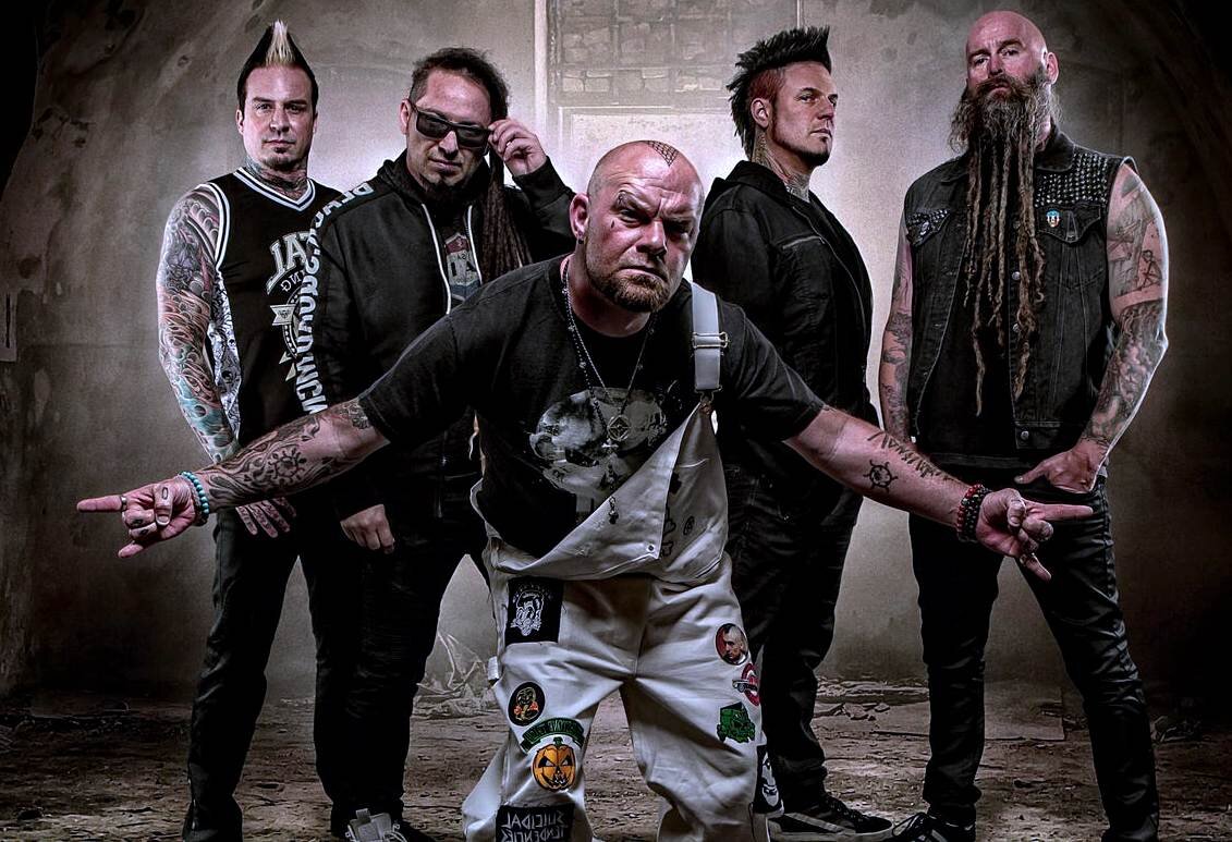 Участники группы Five Finger Death Punch