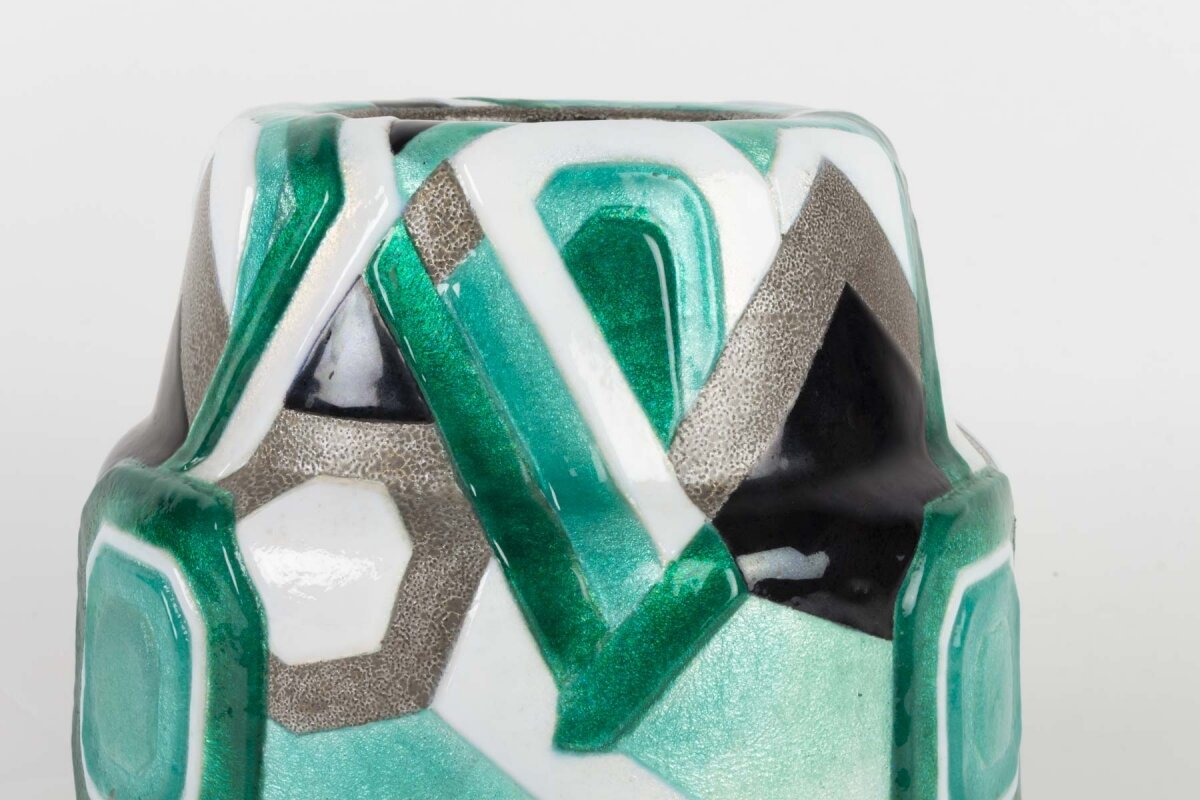 Камиль Форе/Camille Fauré, ваза, 1930, горячая эмаль, медь. Лимож, Франция. Галерея "French Cab", Баржоль,официальный сайт - www.1930.fr