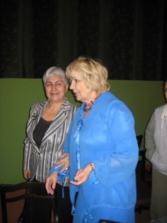 Тамара Петровна Сёмина и Генриэтта Карповна Енгибекова.