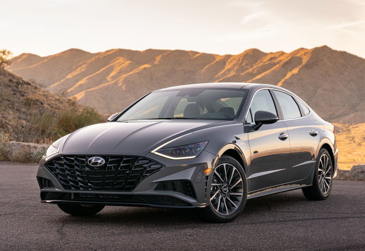 Hyundai Sonata 2020.