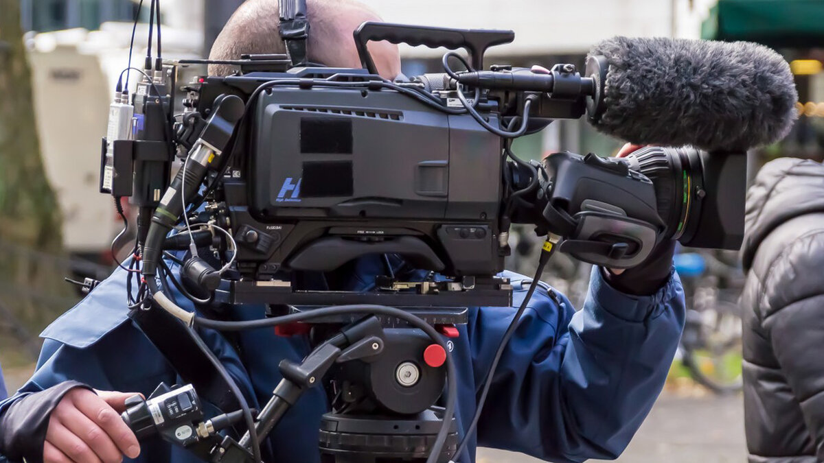 Если сюжеты выпускаются, значит это кому-то нужно