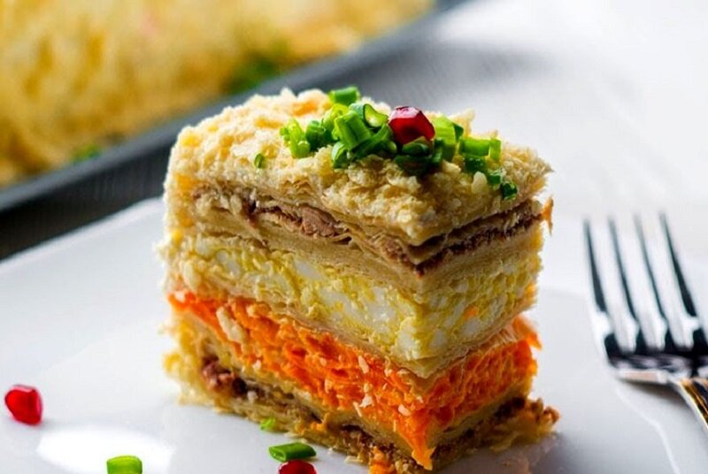 Очень интересный и необычный салат к Новогоднему столу – «Наполеон» 