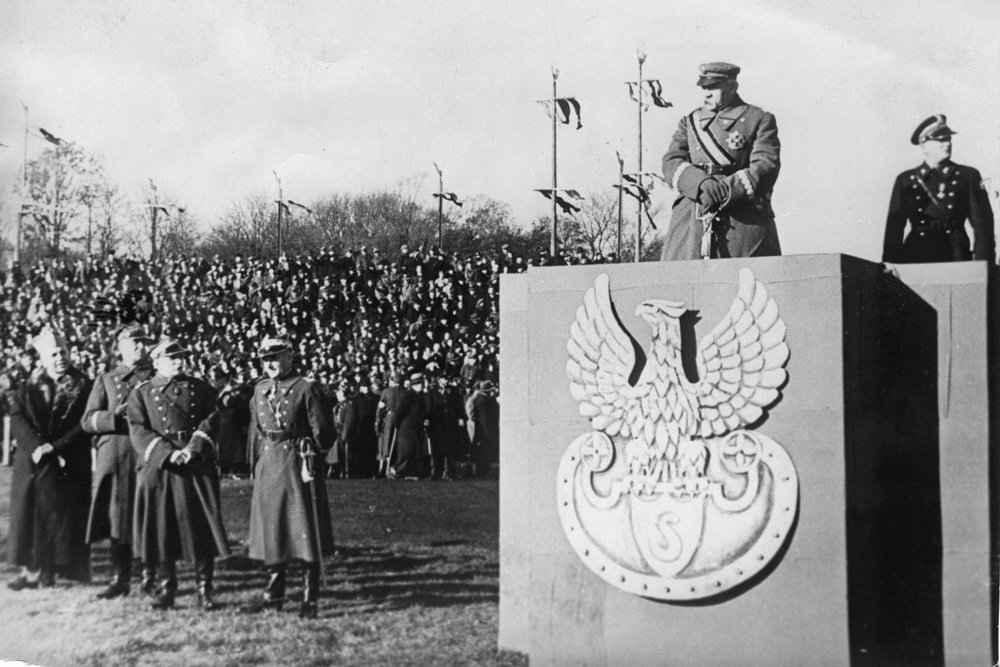 Польша радуется полученной независимости в 1918 году