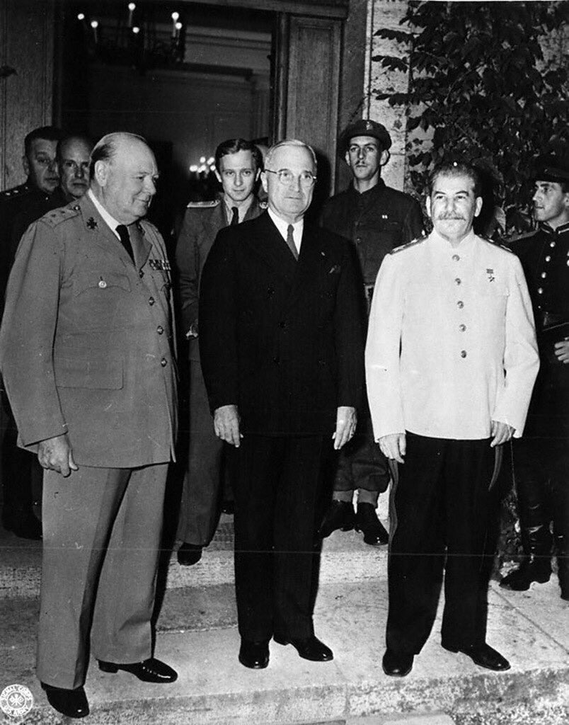 У.Черчилль, Г.Трумэн, И.Сталин. Фото взято из открытых источников.