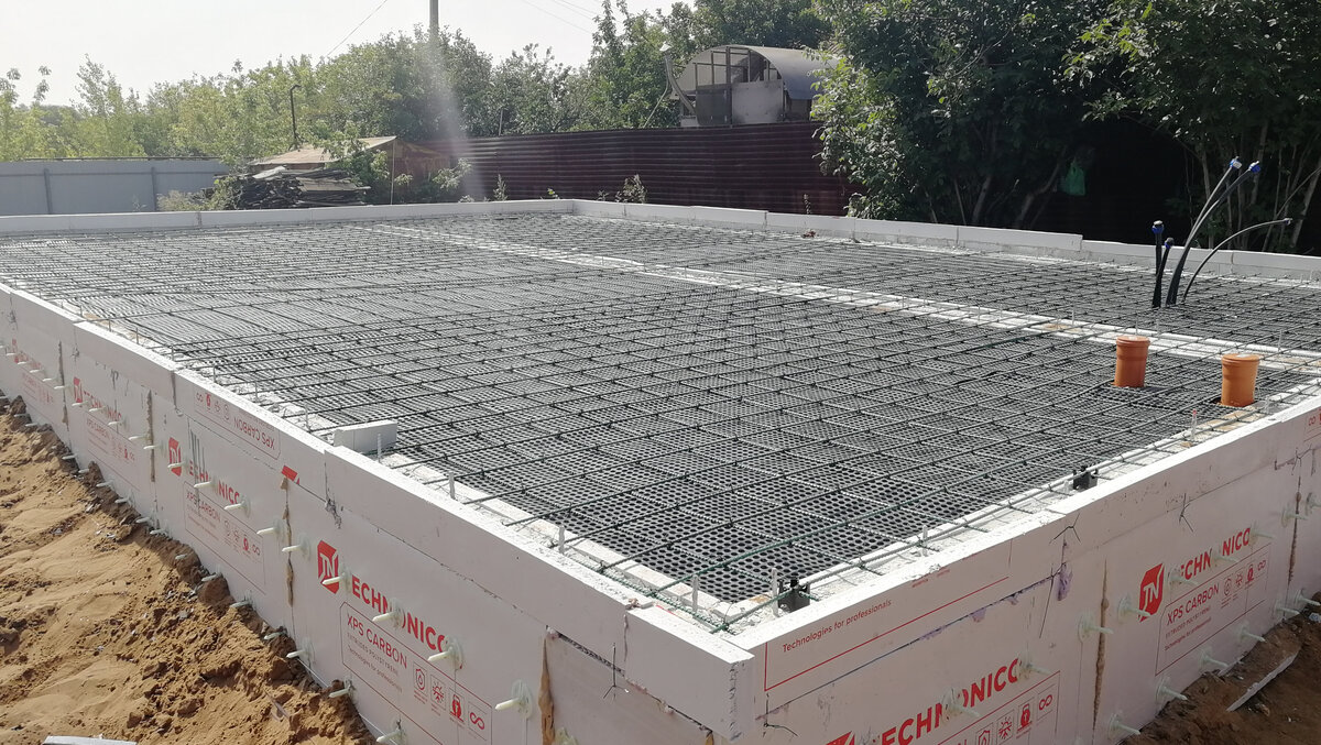 Работы над устройством фундамента моего дома.