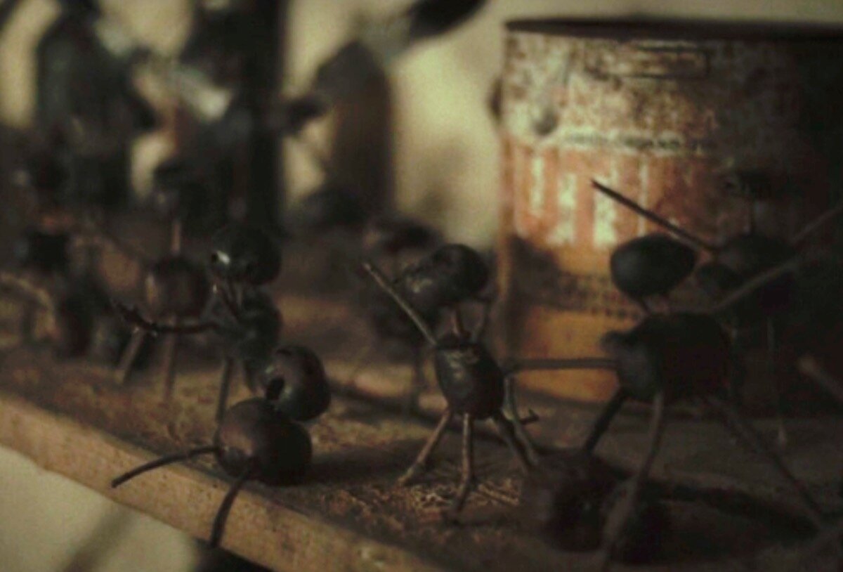 Кадр из к/ф "Каштановый человечек" 2021, режиссёры  Каспер Барфоэд, Миккел Серуп.