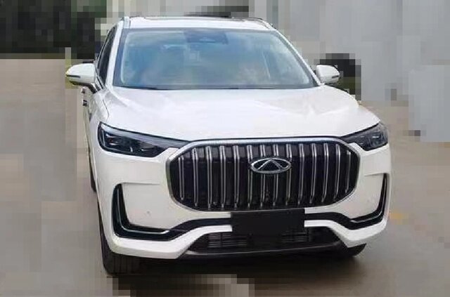 На фото из соцсети: кроссовер Chery Tiggo 9