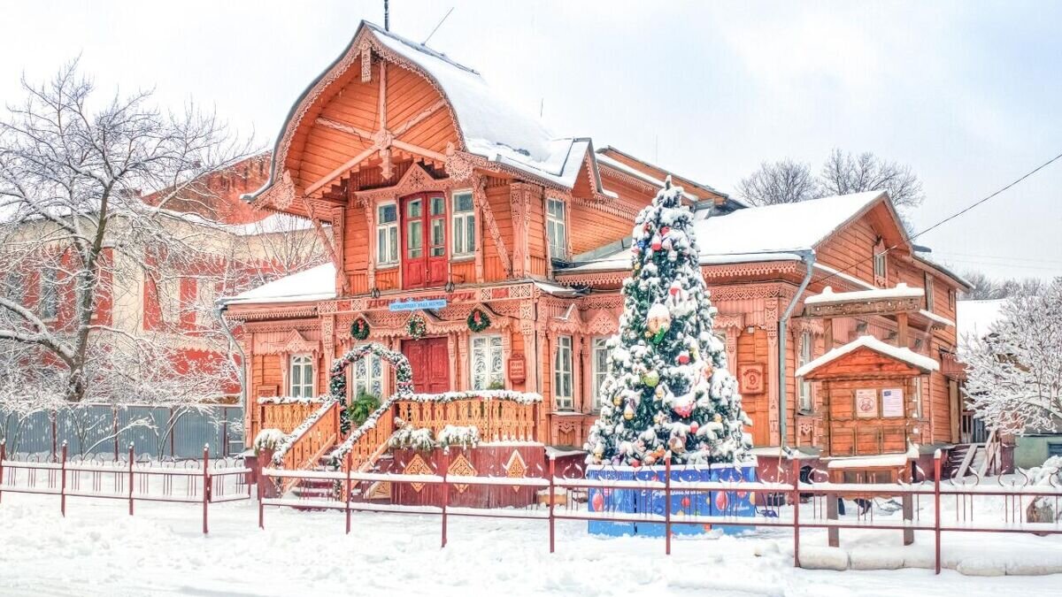    Новогоднее украшение Калуги© Фото : предоставлено Агентством по развитию туризма в Калужской области