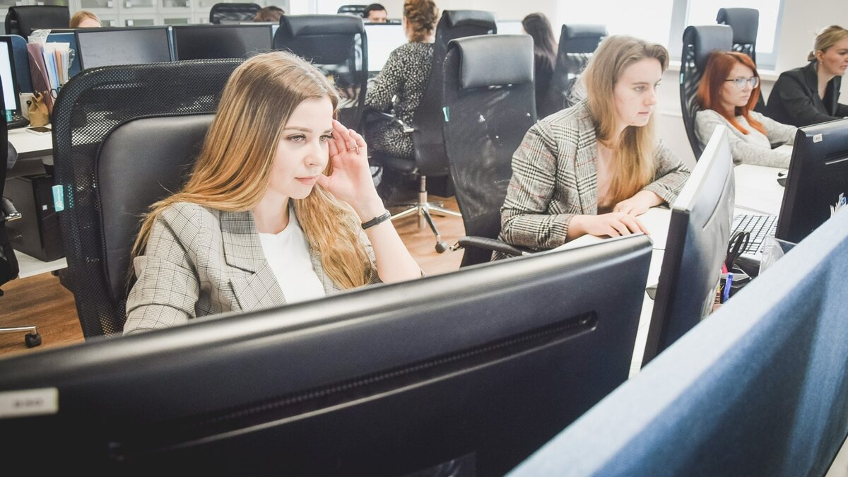     Удмуртия стала тридцатой в рейтинге российских регионов по состоянию рынка труда.