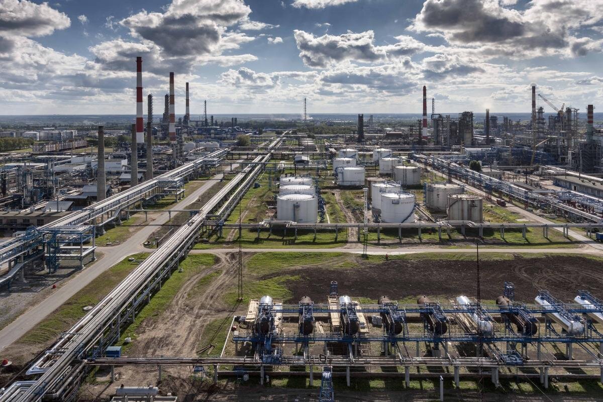 ароматика онпз. какой там завод. какой там завод. нефть ухтинский нефтеперерабатывающий завод. нефтеперерабатывающий завод в капотне.