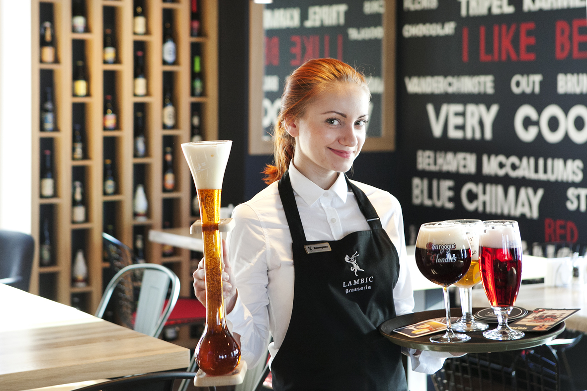 Пивной бар проспект. Ламбик брассери. Пивной ресторан Brasserie Lambic. Бельгийский Ламбик.