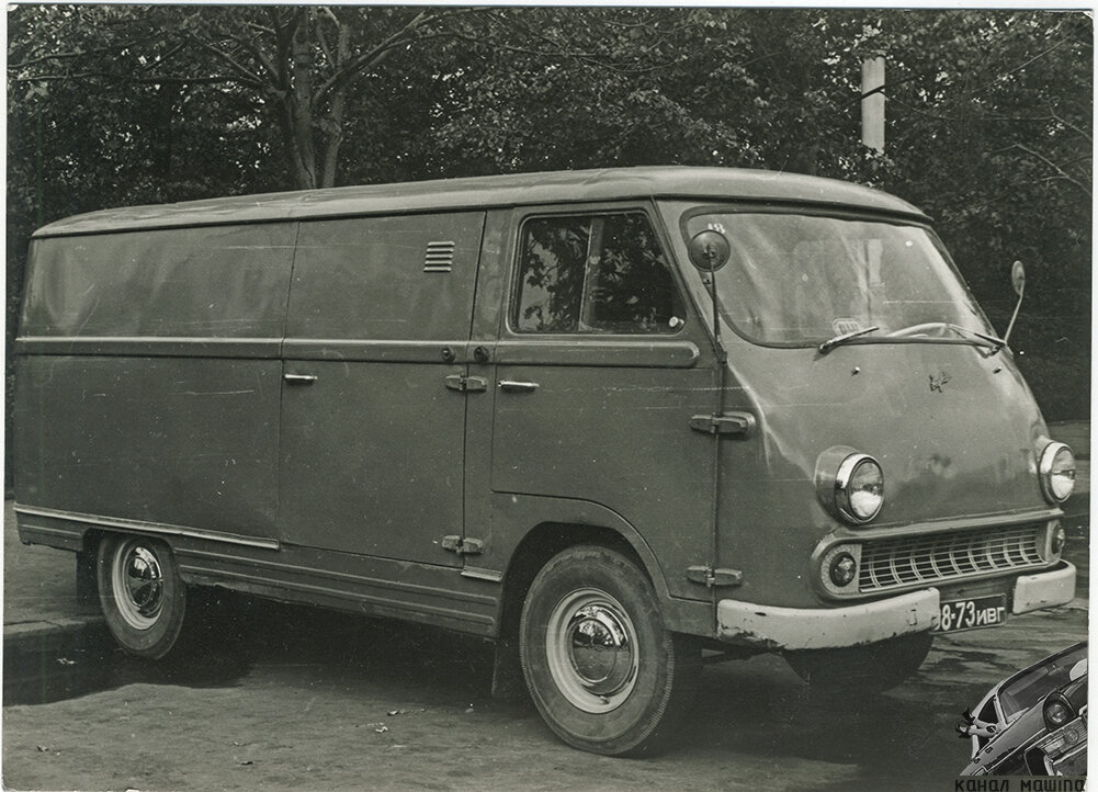 ЕрАЗ-762: почти что микроавтобус РАФ-977ДМ «Латвия», только без окошек 