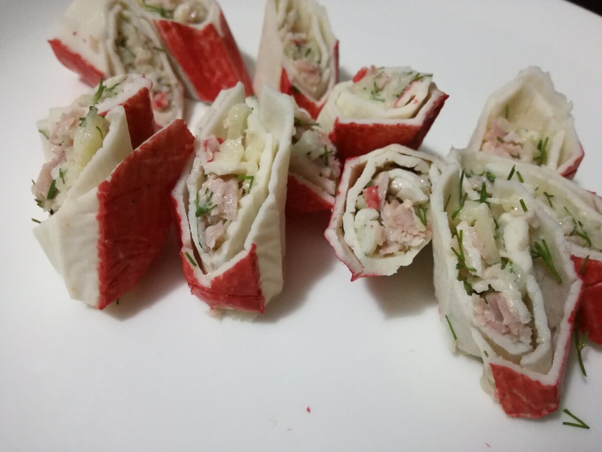 Закуска с крабовыми палочками