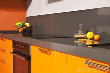   
 Кварцевый агломерат 
