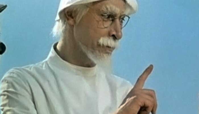 Кадр из фильма "Айболит-66" (1966 г). О.Ефремов в роли Айболита.