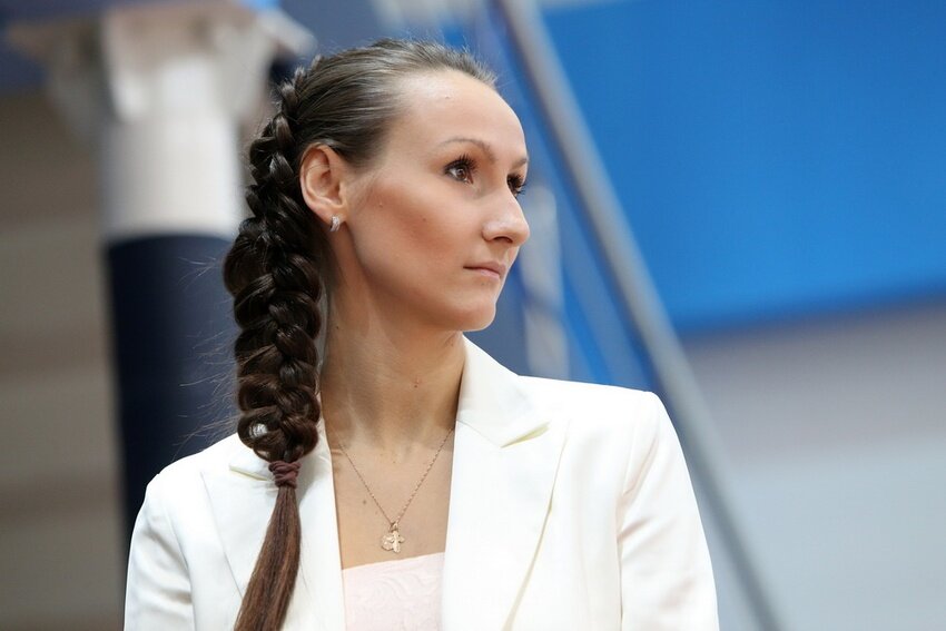   30 лет прославленной российской гимнастке, олимпийской чемпионке, многократной чемпионке Европы, заслуженному мастеру спорта Зуевой Наталье.