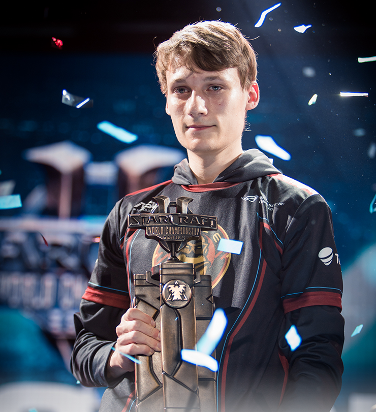 Serral sc2 игрок. Serral STARCRAFT 2. Serral sc2 портрет. Sc2.