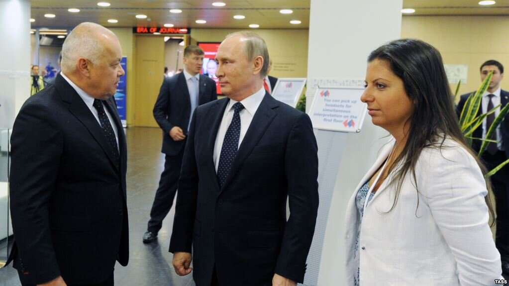 Дмитрий Киселев, Владимир Путин и Маргарита Симоньян / Фото: ТАСС 