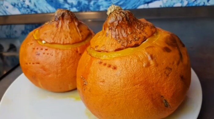 Близятся выходные… И почему бы вам не побаловать себя и родных одним удивительным блюдом, рецепт которого я «подсняла» в свое время у самого настоящего француза, владельца маленького отеля в Андорре (я вам о нём уже рассказывала в Луковом Супе).