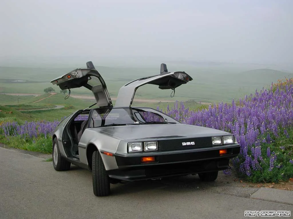 DMC 80 DELOREAN