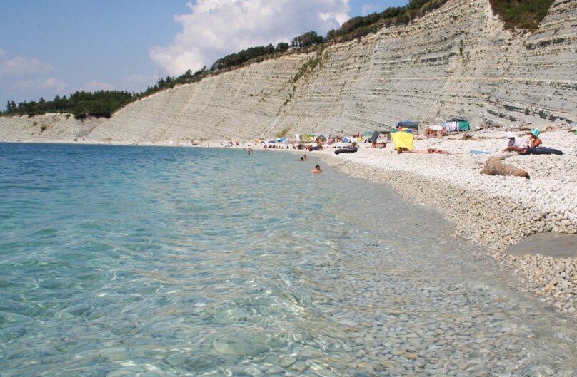 Laem Ka Beach/ Безлюдное, релаксовое место на Пхукете. Нудистский пляж. Пальмовая плантация.