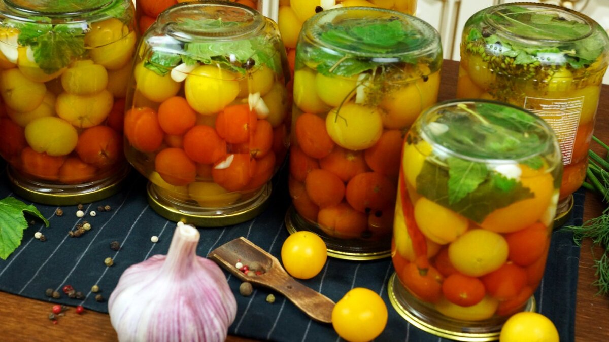Маринованные помидоры на зиму. 5 литровых. Вкусные помидоры на зиму в литровых банках сладкие без стерилизации. Сладкий маринад для помидор на 1. 5 литра.