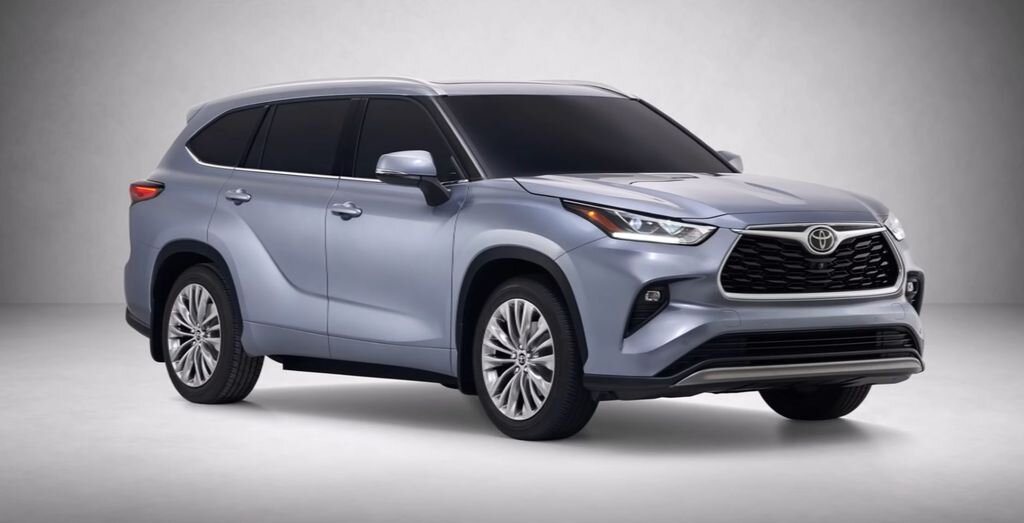 Toyota Highlander 2020 года