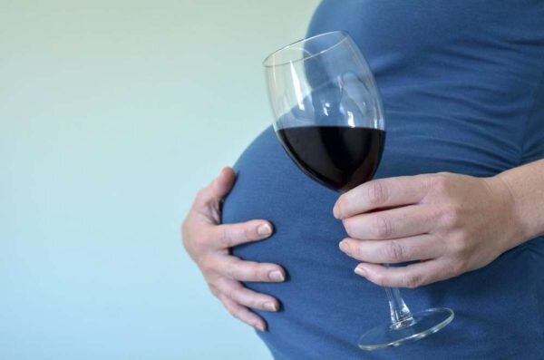Разбираемся, влияет ли алкоголь на зачатие