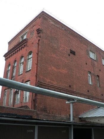 Лабораторный корпус фармацевтической фабрики Феррейна, наши дни.