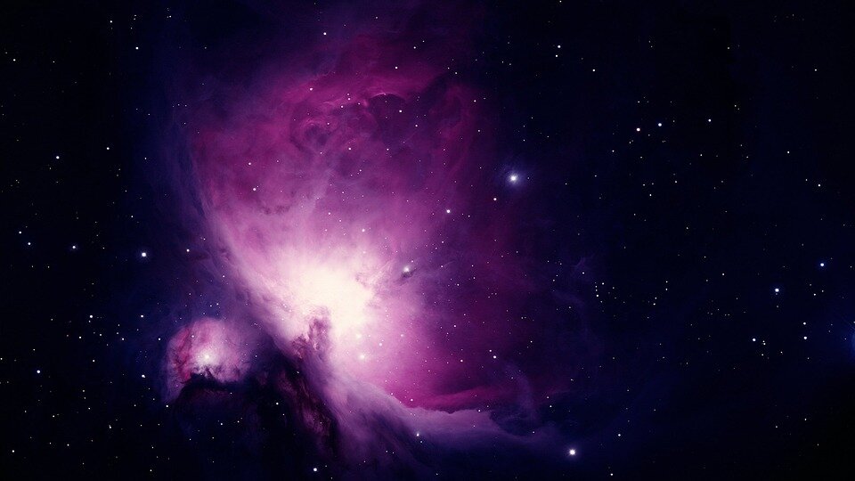  https://cdn.pixabay.com/photo/2011/12/14/12/21/orion-nebula-11107_960_720.jpg
