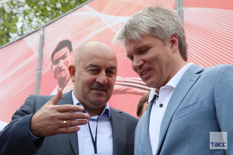 Какие на самом деле отношения у Станислава Саламовича и Павла Анатольевича?!
