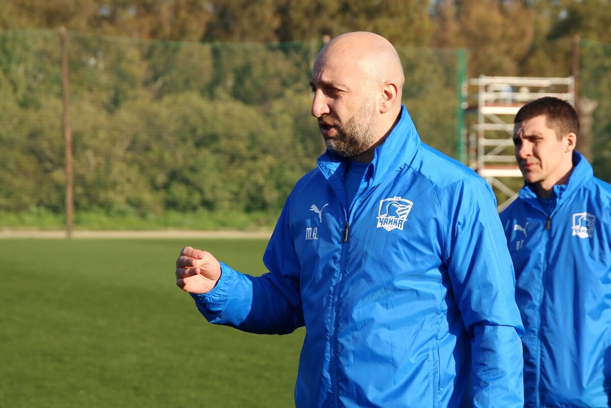 Главный тренер "Чайки" готовит команду к рестарту сезона 