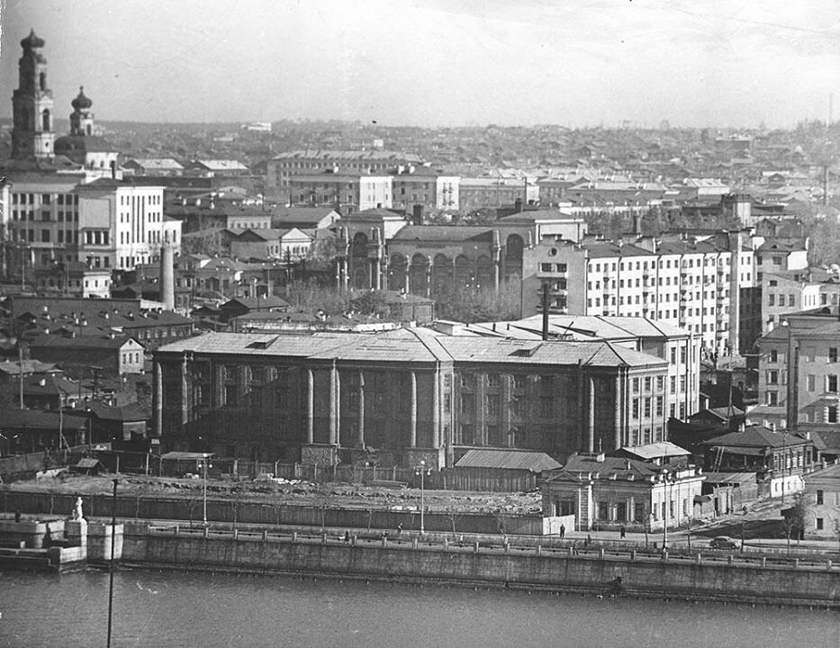 Здание библиотеки перед Великой Отечественной Войной