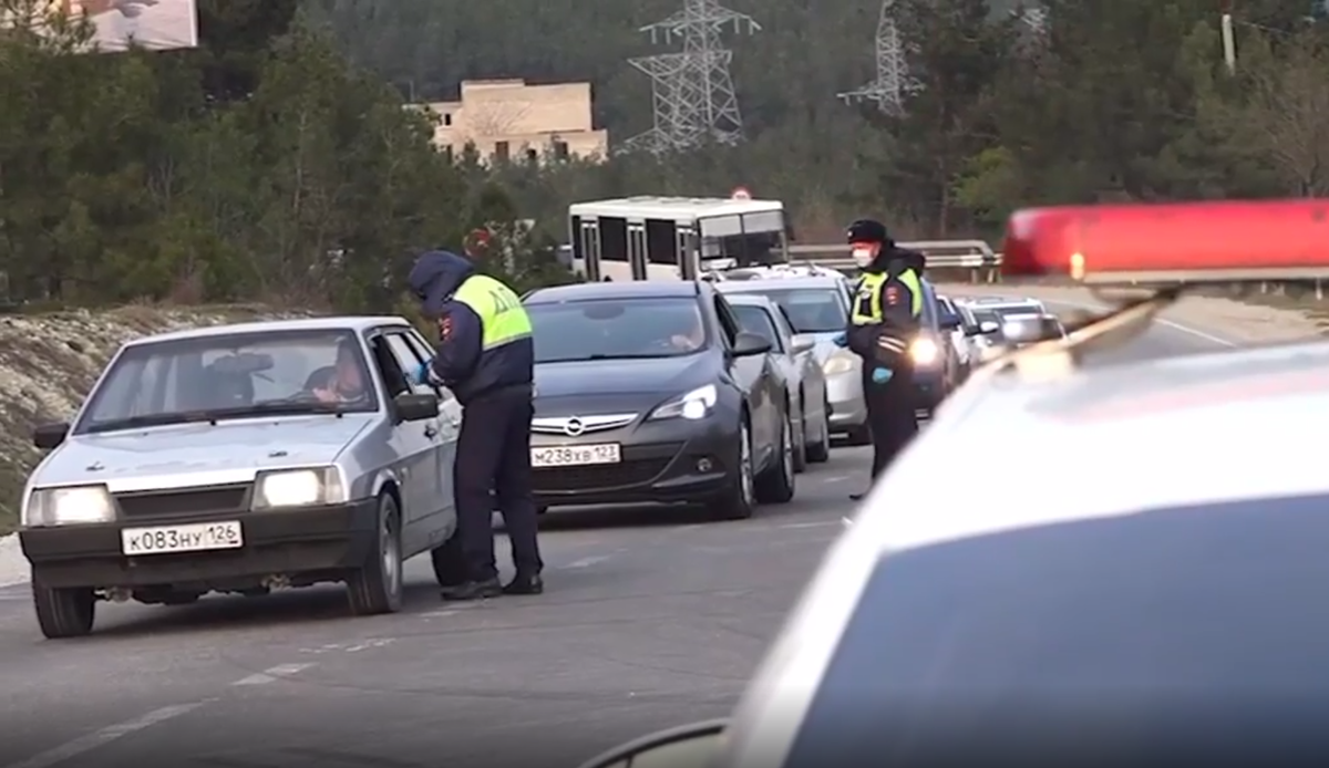 Блок пост на въезде в город