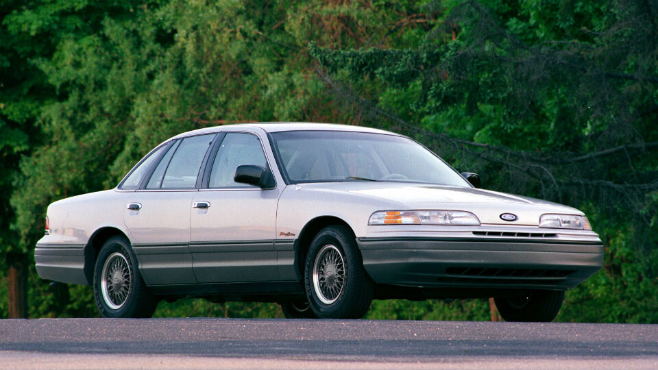 Ford crown victoria