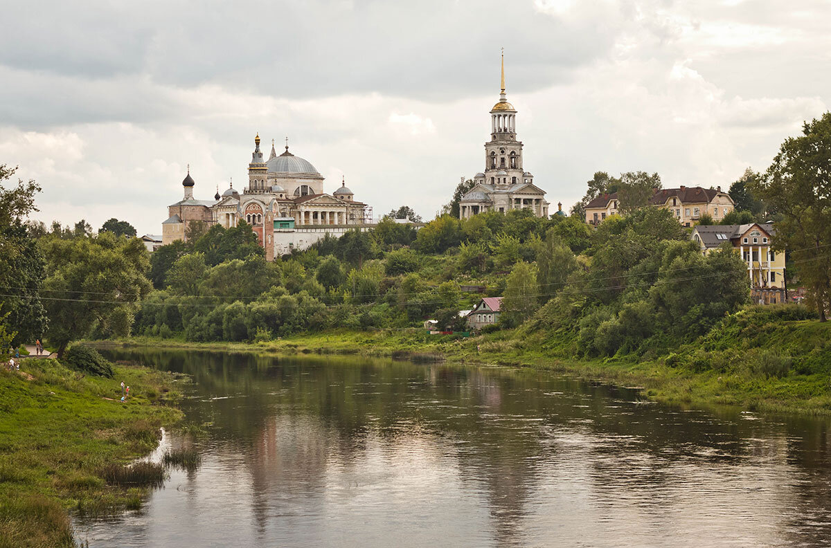 Вид на Борисоголебский монастырь