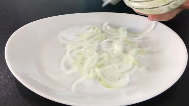 Сборка салата.