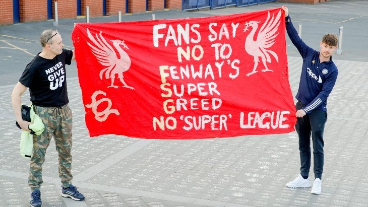 Фанаты "Ливерпуля"