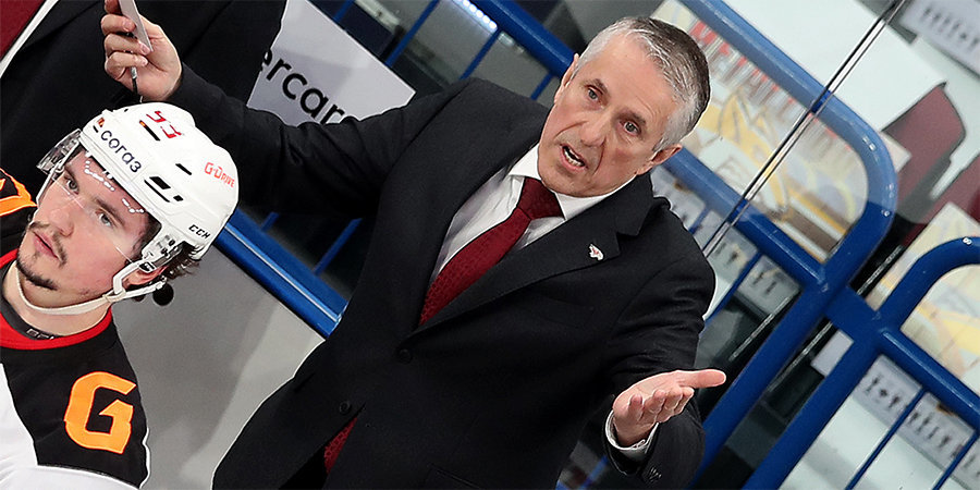 Боб Хартли - красная тряпка для Александра Кожевникова.