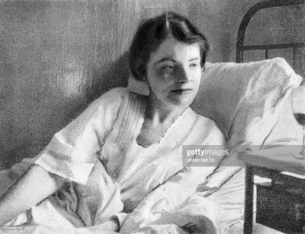 Снимок Е. Смит после болезни(?)