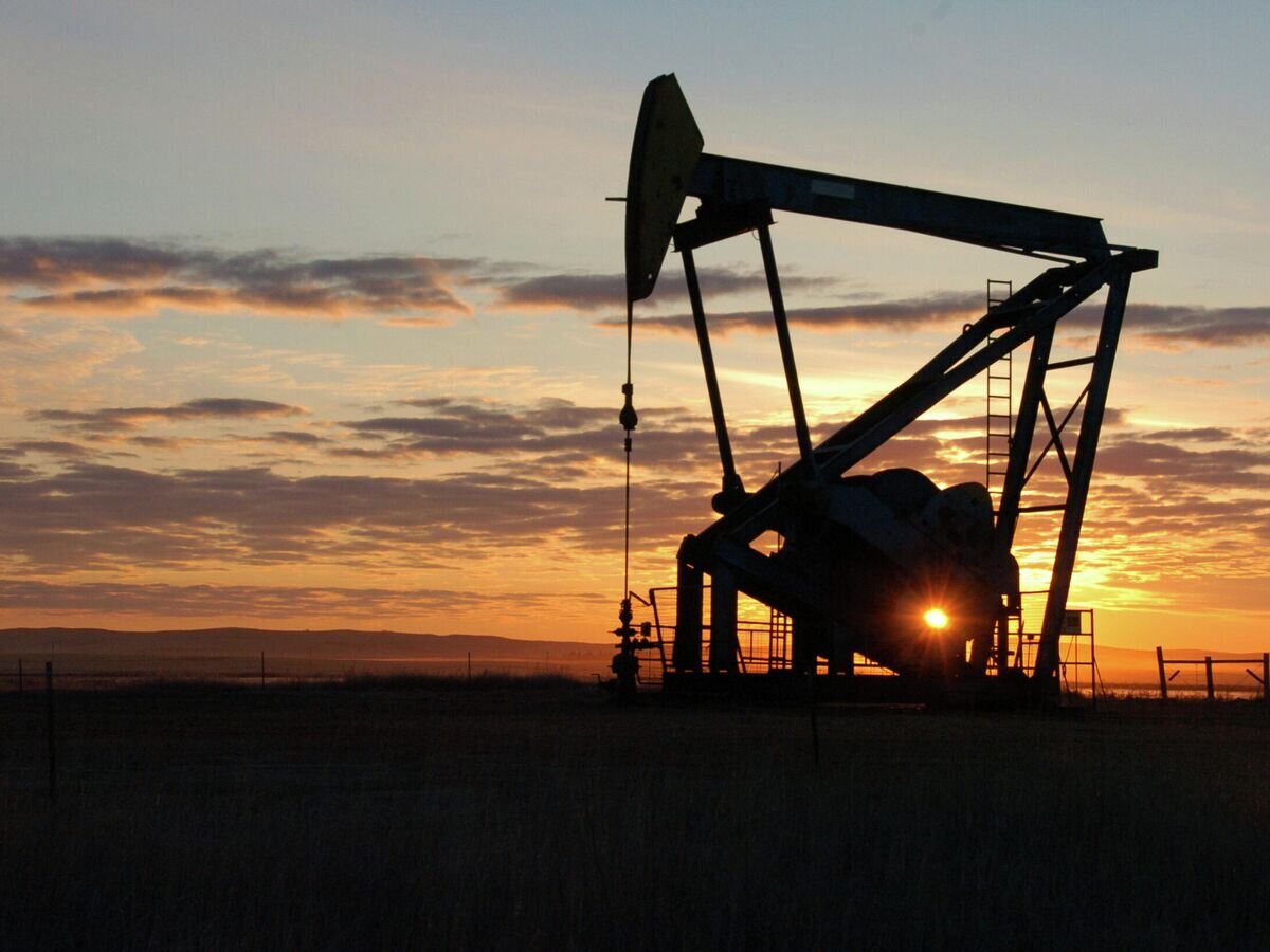 Добыча нефти в Бейнвилле, штат Монтана, США© AP Photo / Matthew Brown